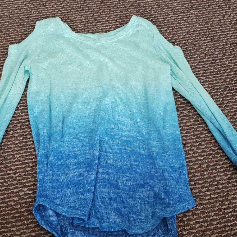 Ombre blue cold shoulder girls top